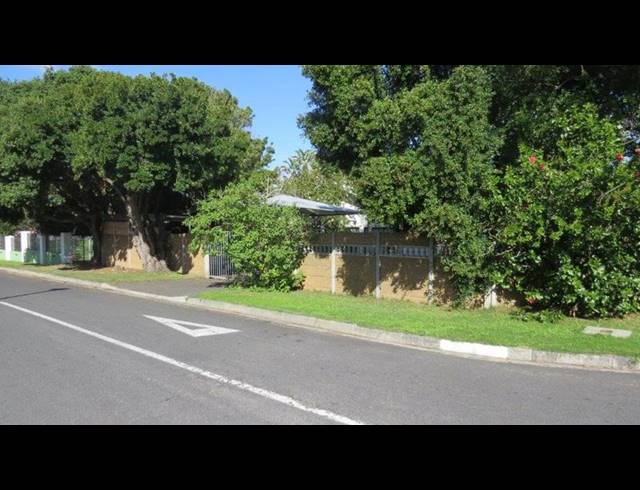 4 BEDROOM HOUSE FOR SALE IN OOSTERSEE